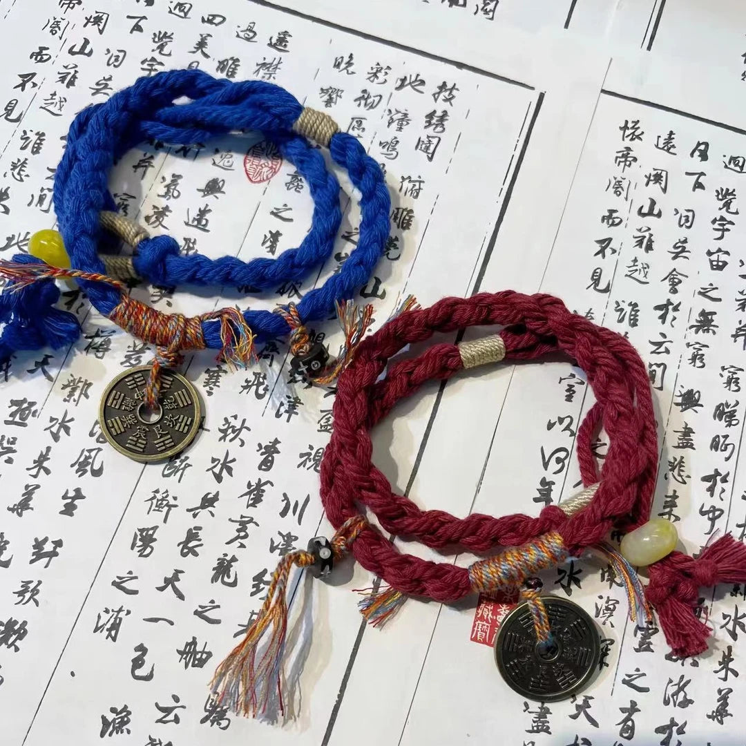 [お守り] 山奇道教の赤い糸のブレスレット | 古代中国の碑文が刻まれた手作りの風水八卦のお守り